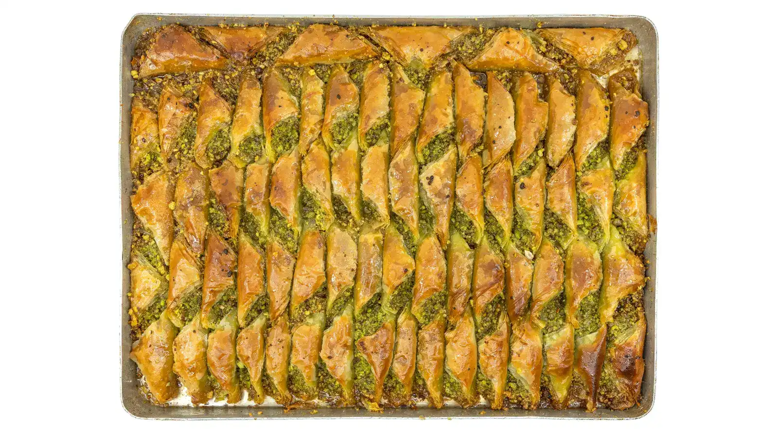 El açması ince yufka ile hazırlanan, manda kaymağı ve boz Antep fıstığıyla doldurulmuş şöbiyet tepsisi, manda tereyağı ile pişirilmiş kg sunum – Adana Dede Kebap Steak Burger Tatlı Kasap